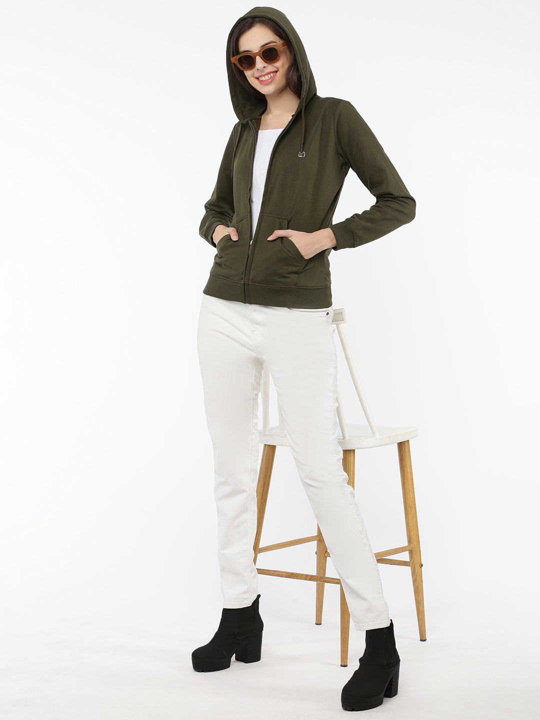 Softline SL3005 Women's Zipper Hoodie Pack Of 1