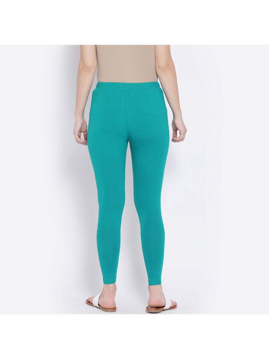 Softline 1006 Ankle Leggings  Plus Size Pack Of 1