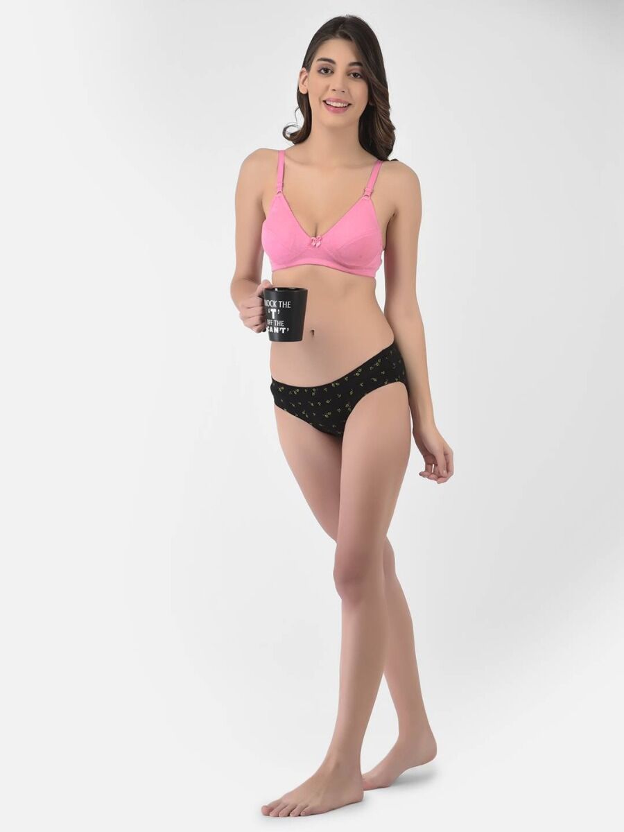 Softline Women's Non Padded Wire Free Bra in Cotton Poly Fabric with Double Layered Cups, Elastic Straps, and Hook Closure