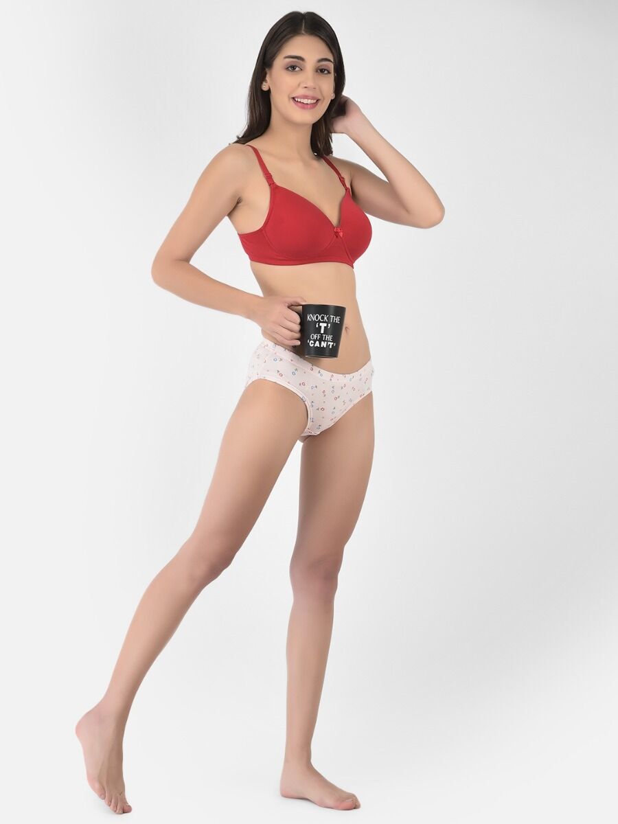 Softline Women's Padded Wire Free T-Shirt Bra in Cotton Stretch Fabric with Elastic Straps, Full Cup design, and Hook Closure